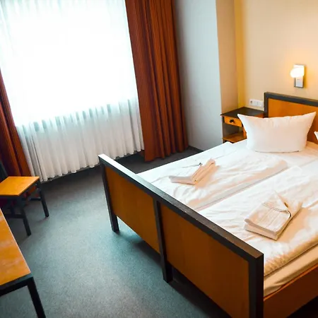 Haus Des Volkes - Bauhaushotel Hotel