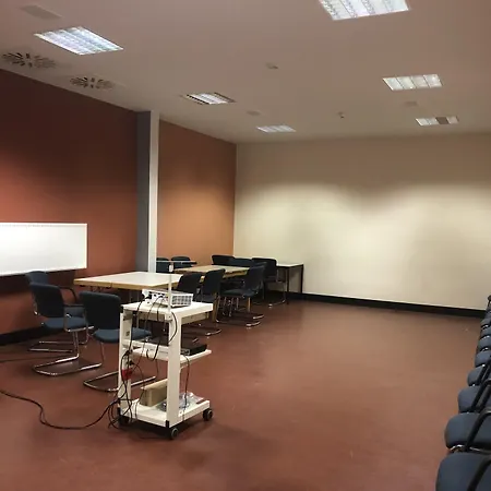 Haus Des Volkes - Bauhaushotel 3* Probstzella