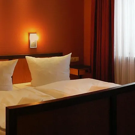 Haus Des Volkes - Bauhaushotel Hotel Probstzella