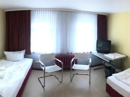 Haus Des Volkes - Bauhaushotel Hotel