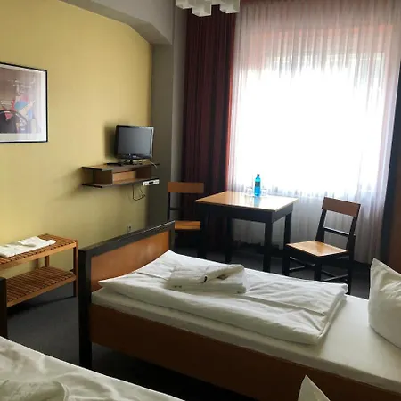 Haus Des Volkes - Bauhaushotel Probstzella