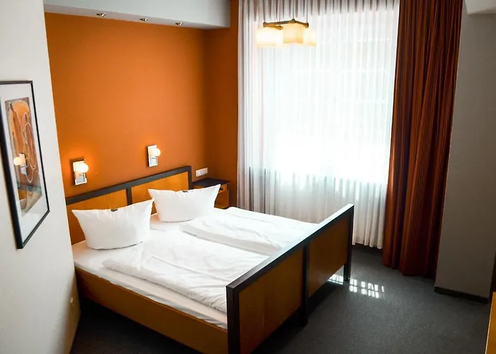 Haus Des Volkes - Bauhaushotel Hotell