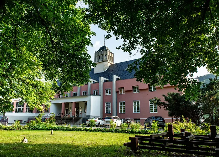 Haus Des Volkes - Bauhaushotel Hotel 3*