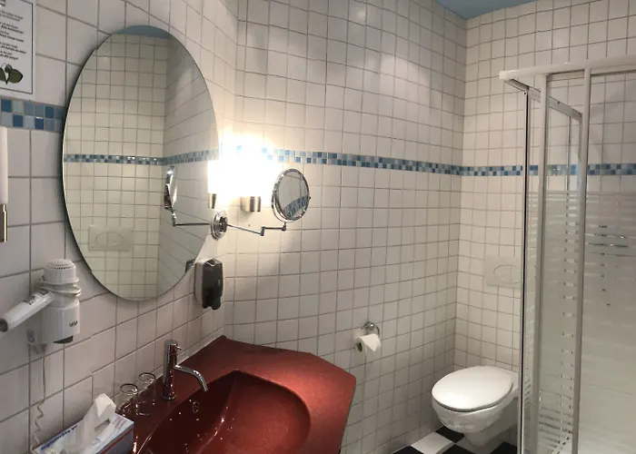 Hotell Haus Des Volkes - Bauhaushotel 3*