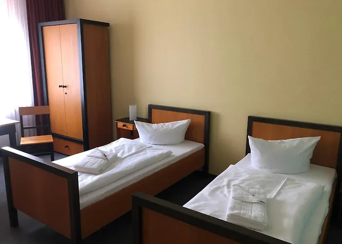 Hotell Haus Des Volkes - Bauhaushotel Probstzella